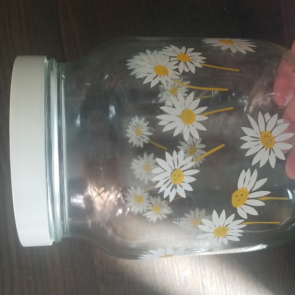 Brockway glass company 1990s jar with white and yellow daisies, plastic lid. - Picture 5 of 5